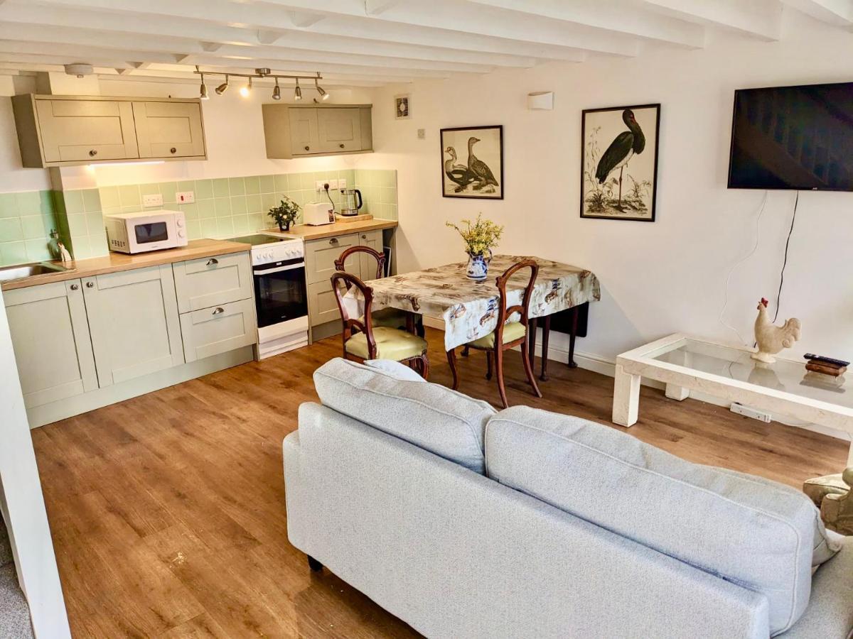 2 Stable Cottage, Llanbethery Llancarfan Екстер'єр фото